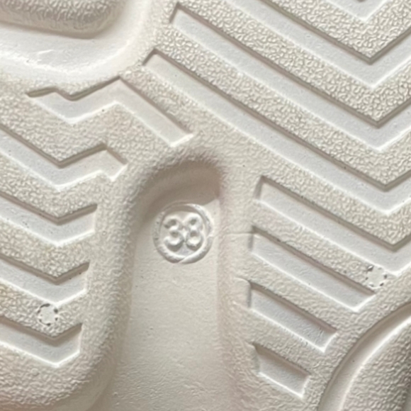 Women Casual Colorblocked Shoes - Picture 8 of 9